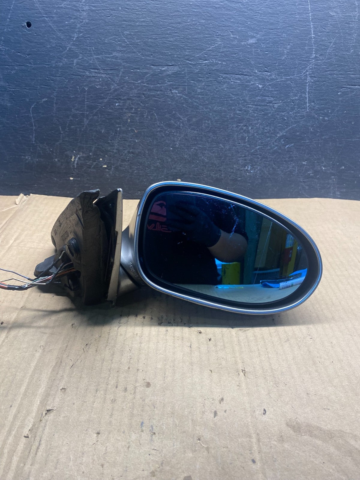 2001 to 2003 BMW 525 Right Passenger Side View Mirror AE22579