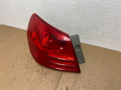 2008 to 2015 Nissan Rogue Left Driver Lh Side Tail Light AC7416 DW1