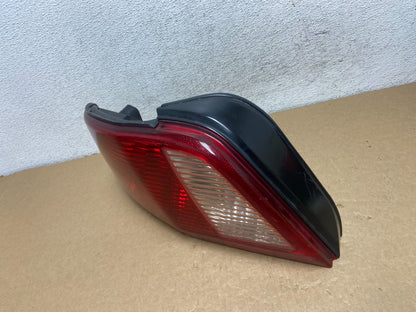 2002 to 2003 Mitsubishi Galant Left Driver LH Side Tail Light AF7300 DW1