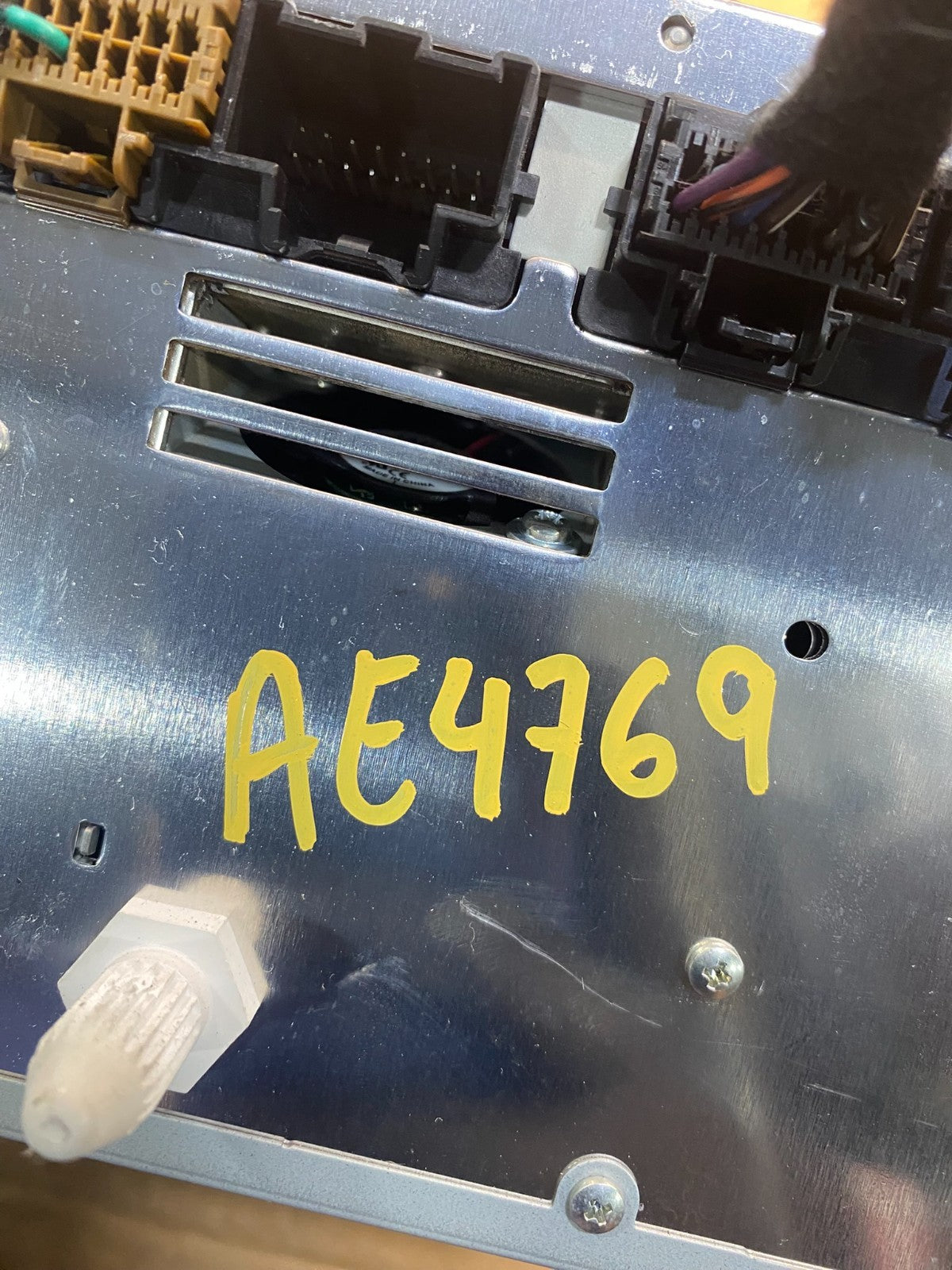 2009 2010 2011 Cadillac DTS Navigation Radio Assembly 25993432 ae4769 DG7