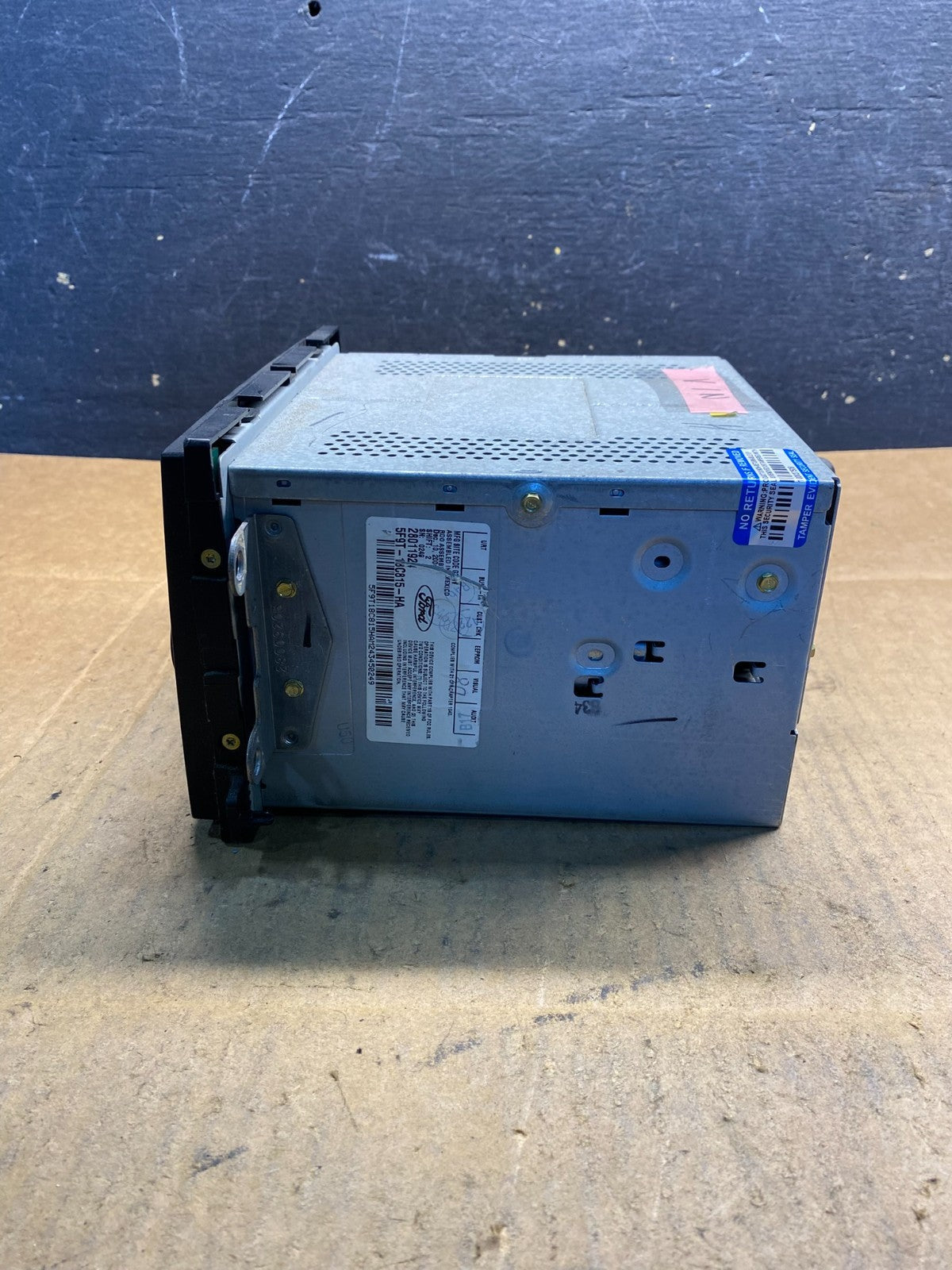 2005 2007 Ford F150 Radio Stereo Audio AM/FM AB3831 DG1