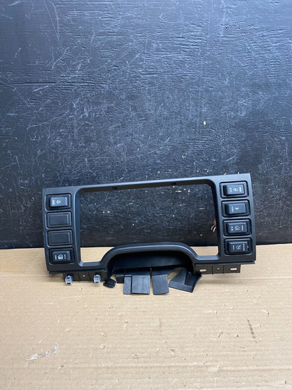 2006-2008 Mitsubishi Fuso Speedometer Instrument Cluster Bezel Switches ag52650