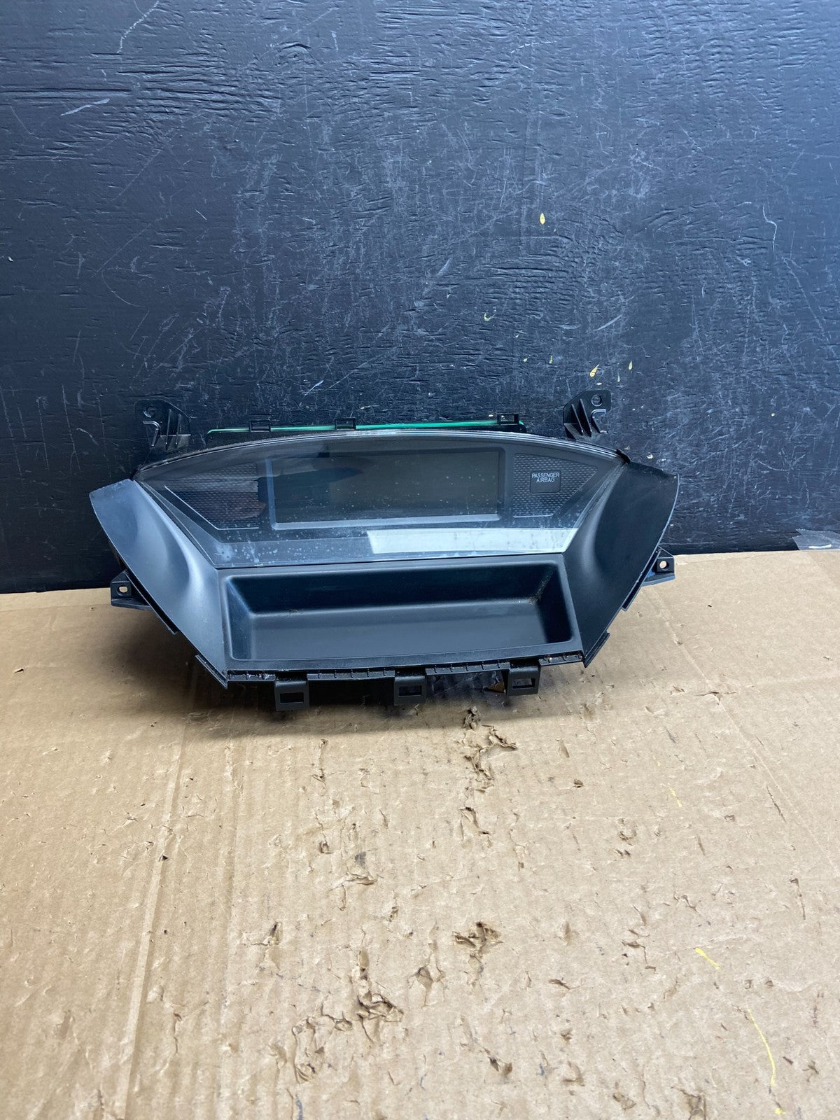 2009 to 2011 Honda Pilot Information Display Screen AD6921 DG0