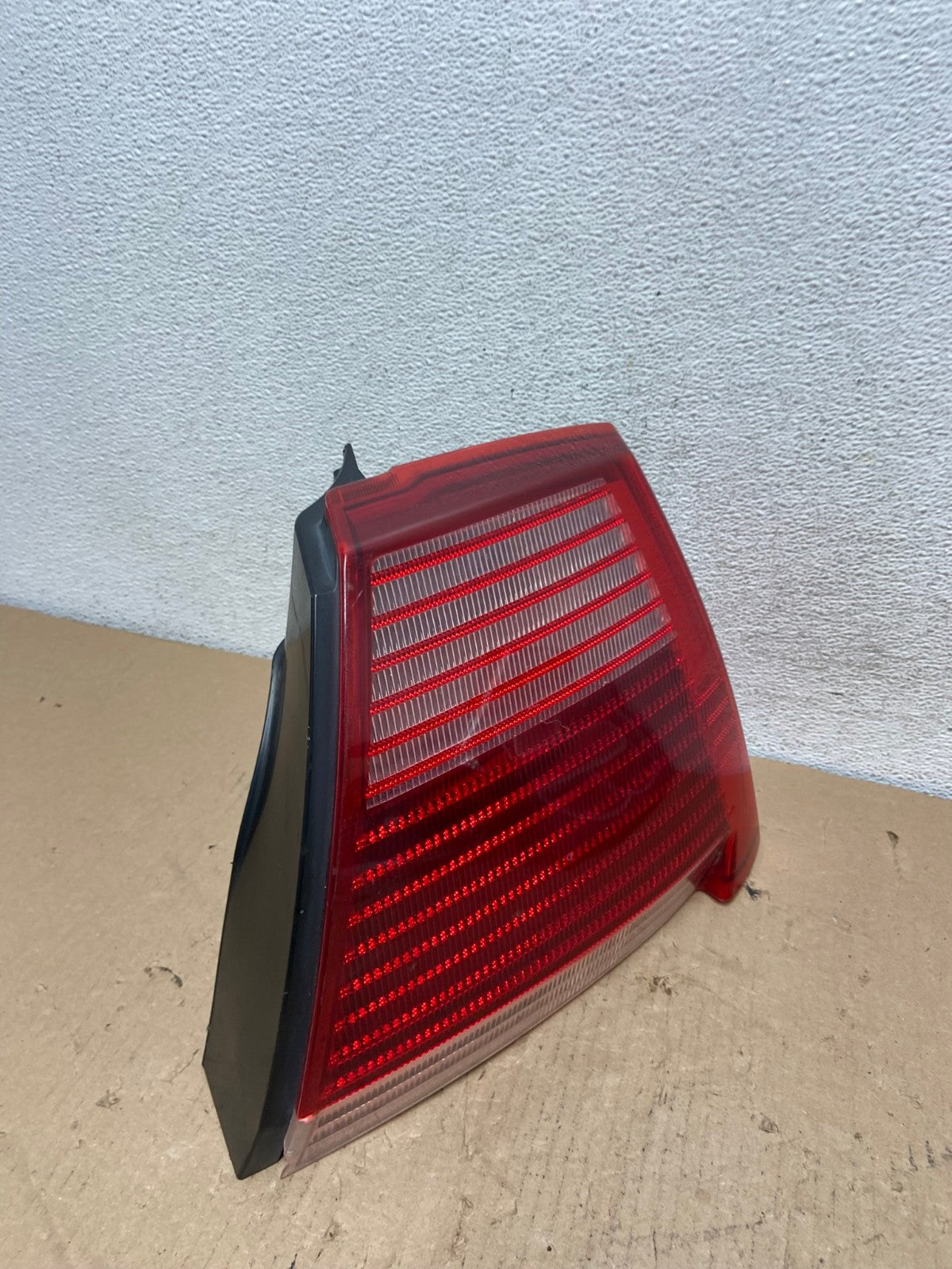 2004 2005 2006 Mitsubishi Galant Sedan Right Passenger Tail Light AF3238 LK2
