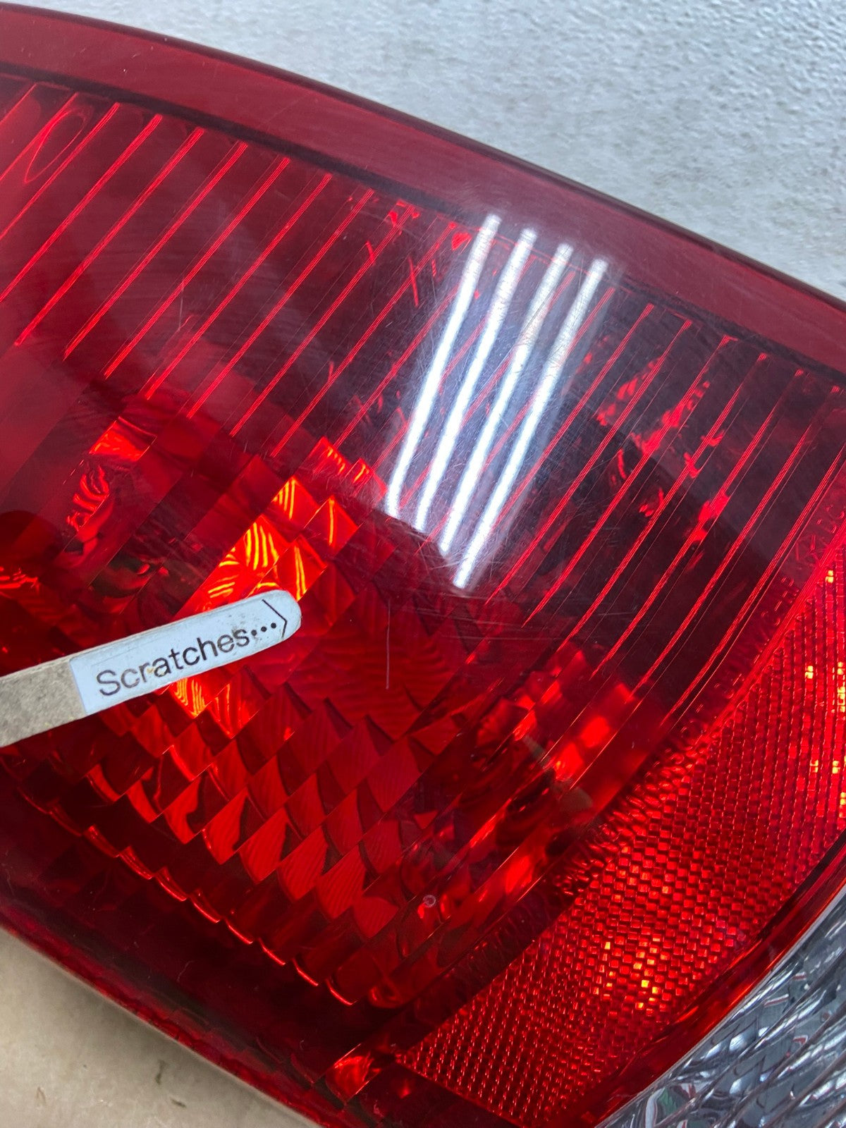 2005 - 2007 Chrysler 300 Left Driver Lh Side Tail Light AD6357 LK3