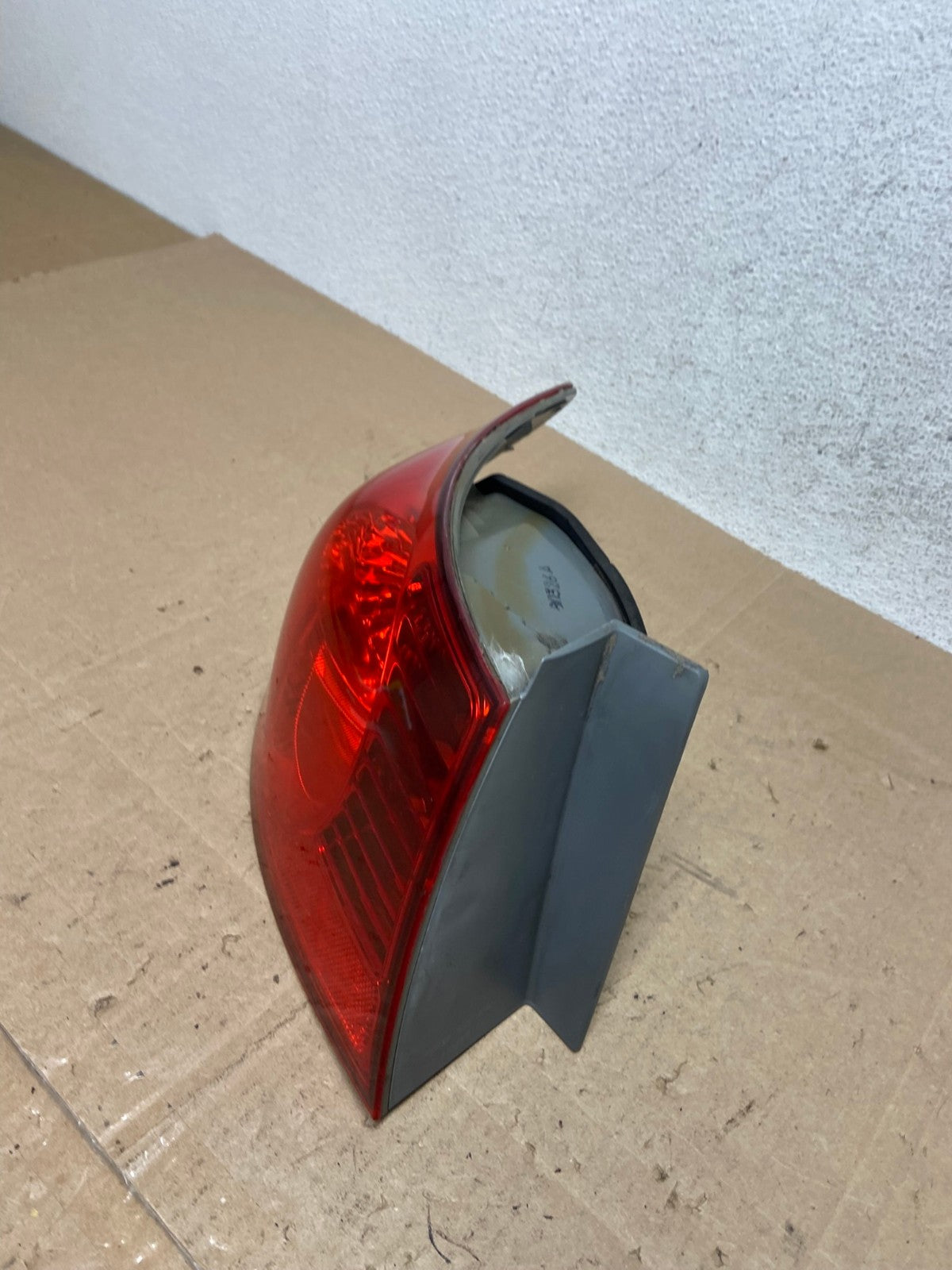2007 to 2010 Hyundai Elantra Sedan Left Driver Side Tail Light AE6104 LK1