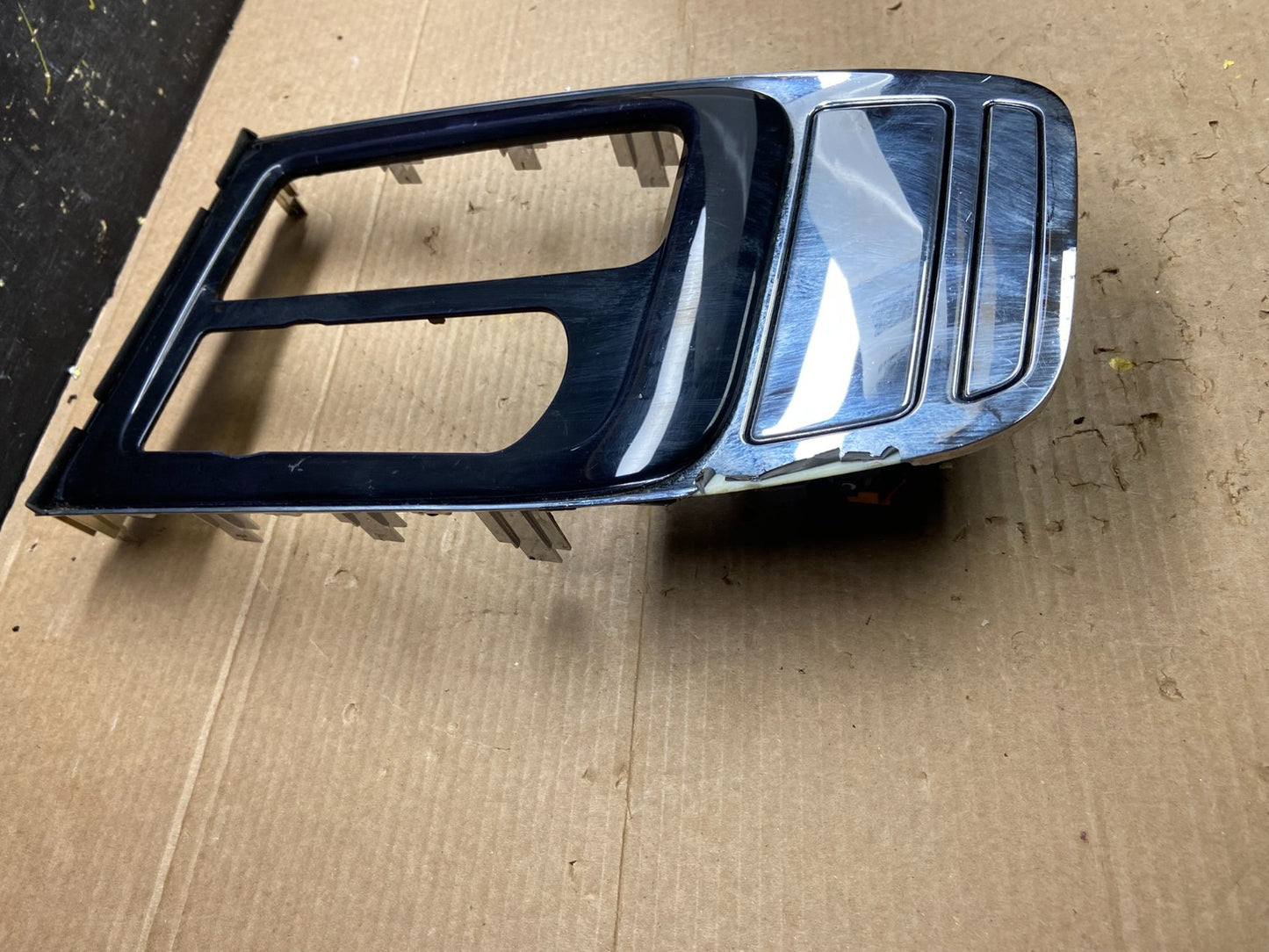 2010 - 2015 Jaguar XJ XJL Center Console Shifter Trim Bezel Panel Oem  W1586 DG4