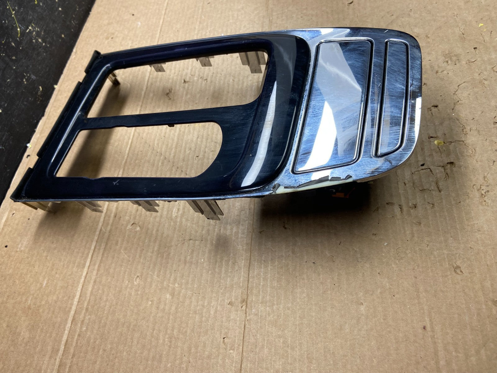 2010 - 2015 Jaguar XJ XJL Center Console Shifter Trim Bezel Panel Oem  W1586 DG4