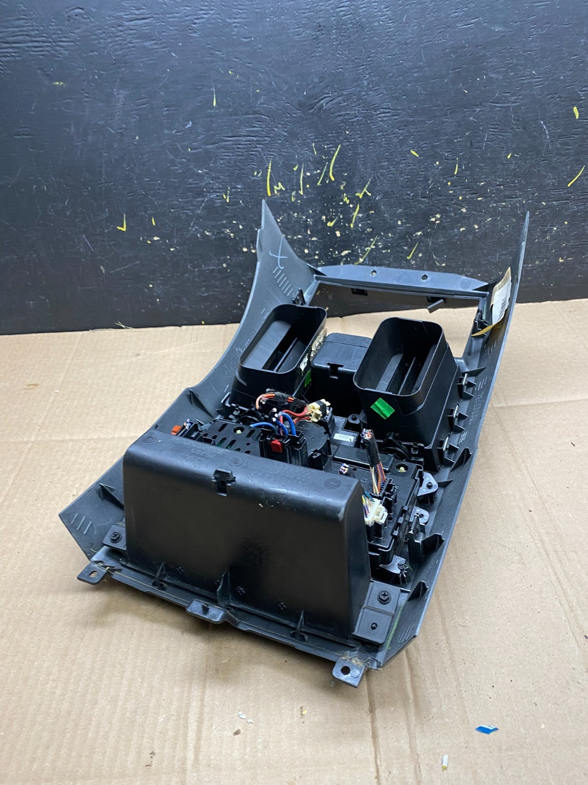 2008-2010 Dodge Grand Caravan  A/C Climate Control Unit Bezel Trim Oem AA4546 DG6