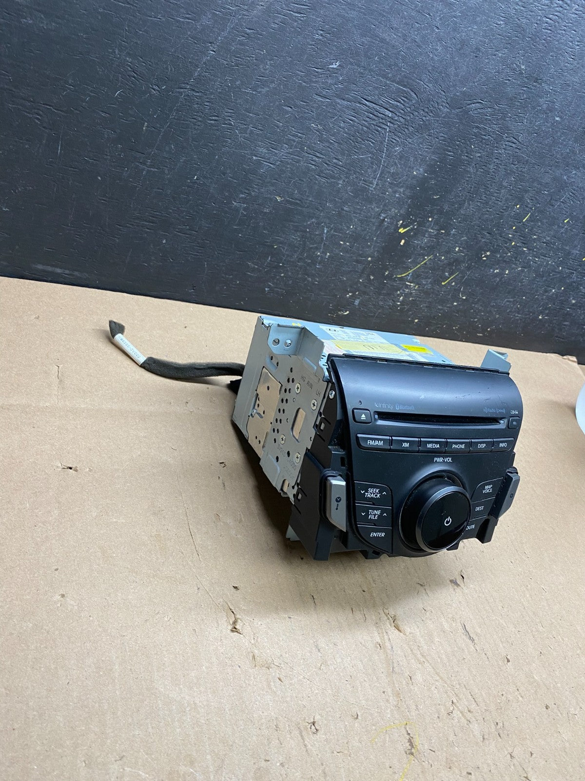 2012-2013 Hyundai Azera Am Fm Cd Player Radio Receiver Oem  T4537 DG2