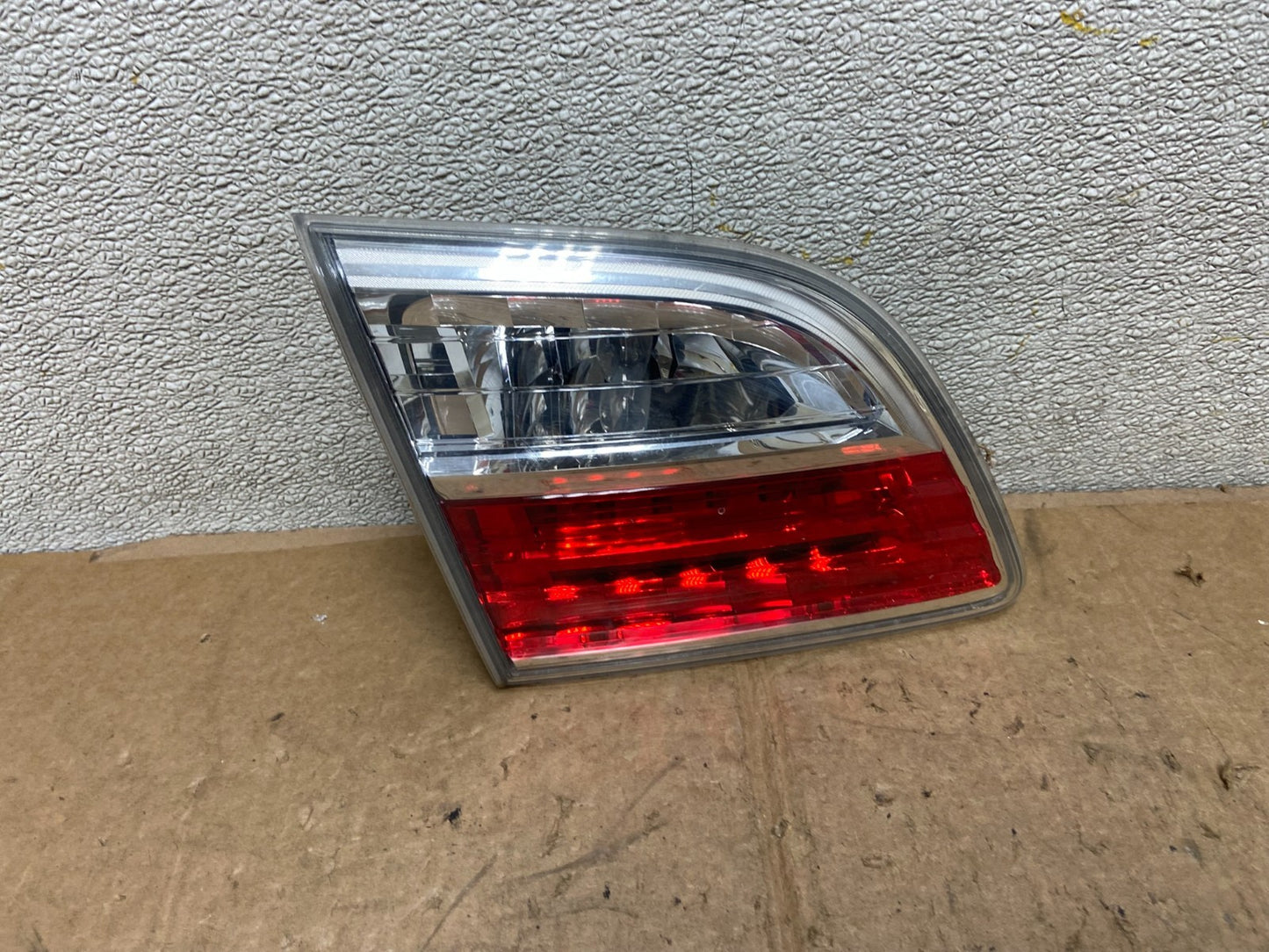 2010 2011 2012 Mazda CX-9 Tail Light Inner Left Driver LH Side OEM AA4961 DW0