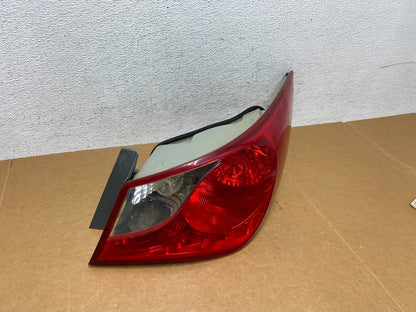 2011 2012 2013 Hyundai Sonata Right Passenger RH Tail Light AD8910 DW2