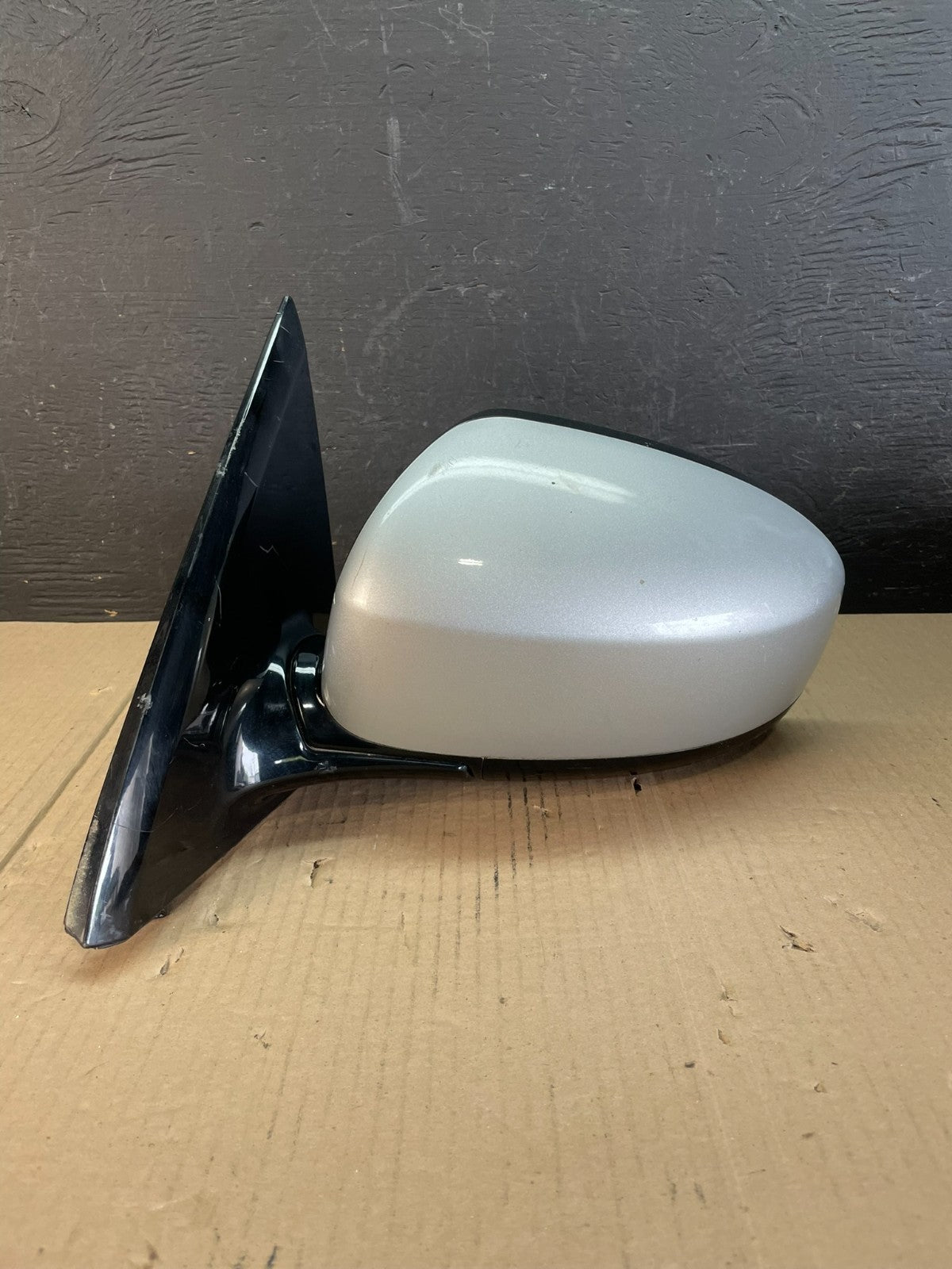 2013 to 2016 Nissan Pathfinder Left Driver Side View Door Mirror AD8643 DW0
