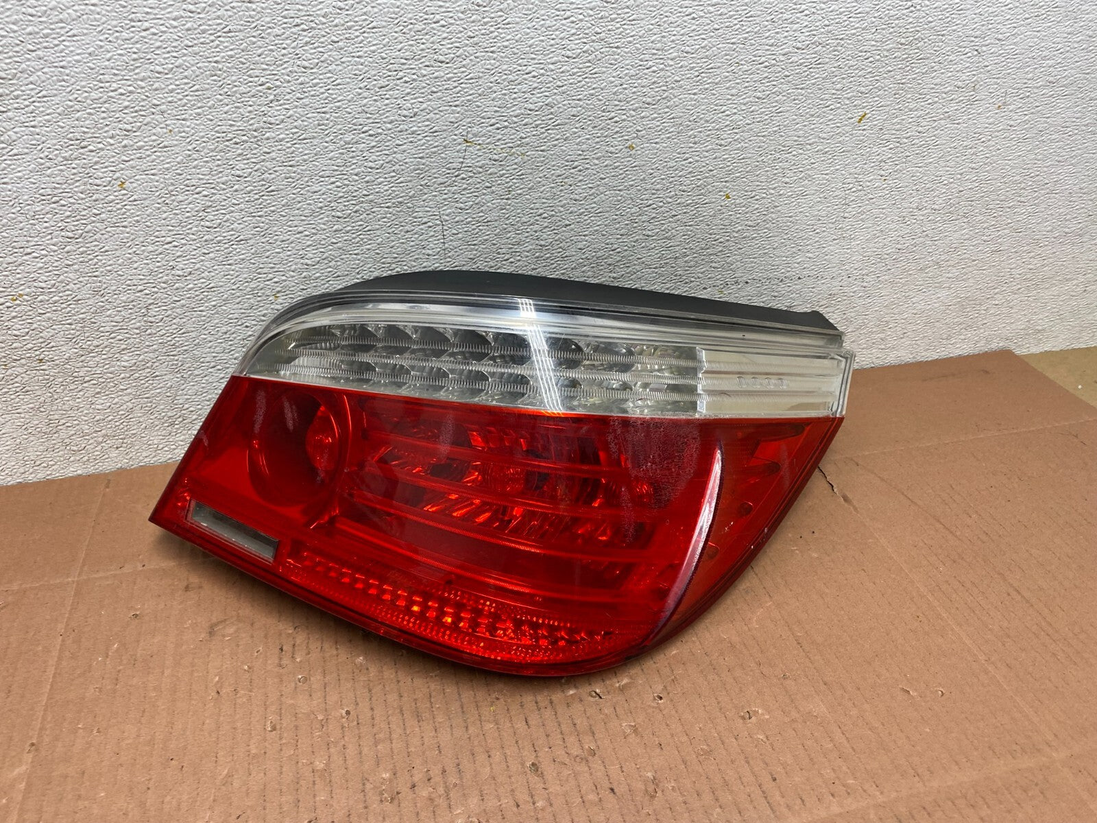 2008 to 2010 BMW 5 525i 530i Right Passenger Rh Tail Side Light M1091 DW0