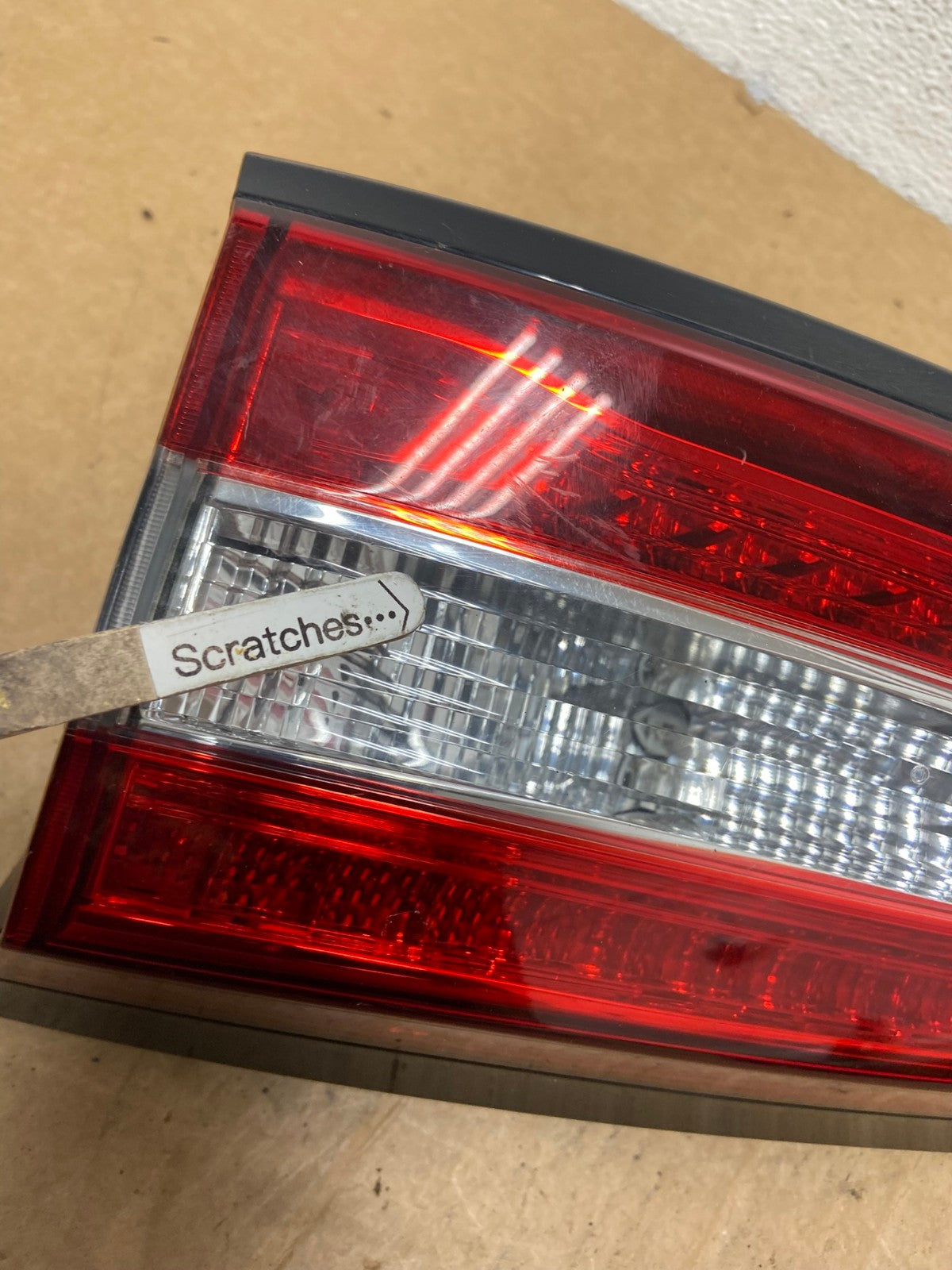 2014 to 2018 Jeep Cherokee Right Passenger Rh Inner Tail Light AD6008 LK3