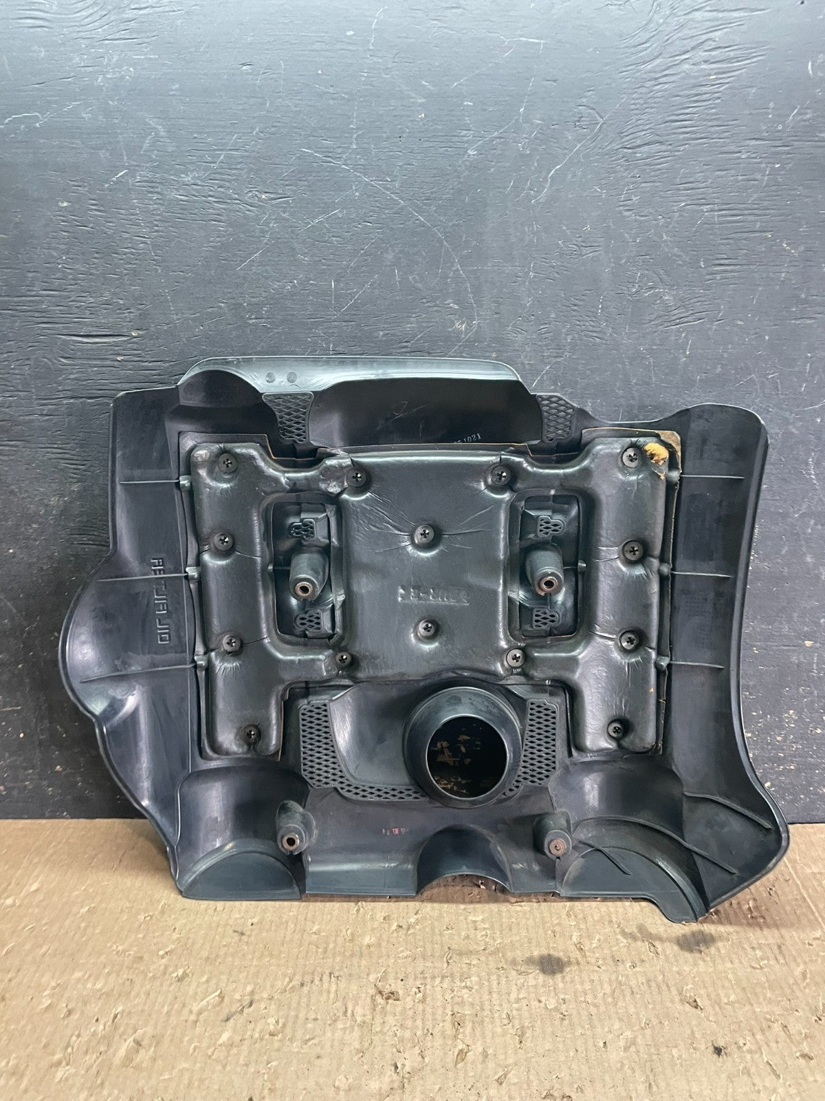 2006 to 2008 Kia Sedona V6 3.8L Engine Motor Cover z3391 DG5