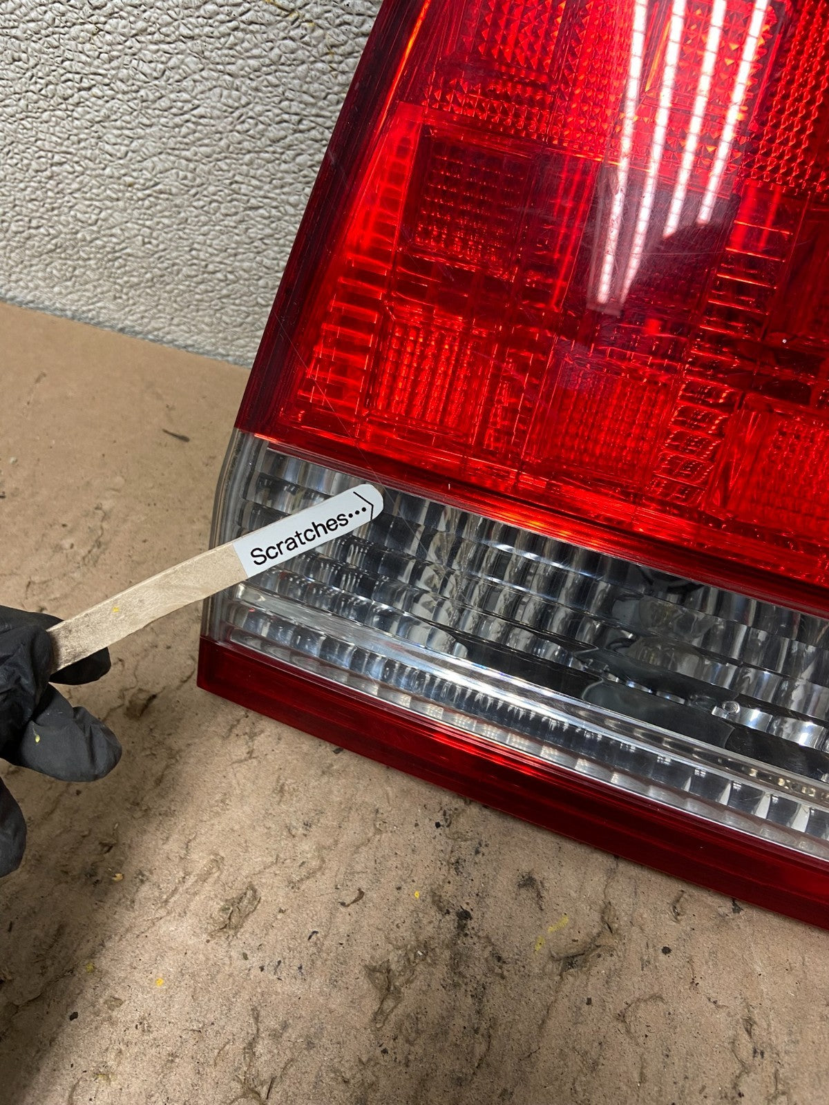 2005 2006 2007 Honda Odyssey Inner Right Passenger RH Tail Light Y4679 DW4