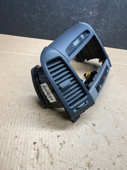 2007 to 2009 Hyundai Santa Fe Center Dashboard Radio Bezel Trim AC6540 DG1