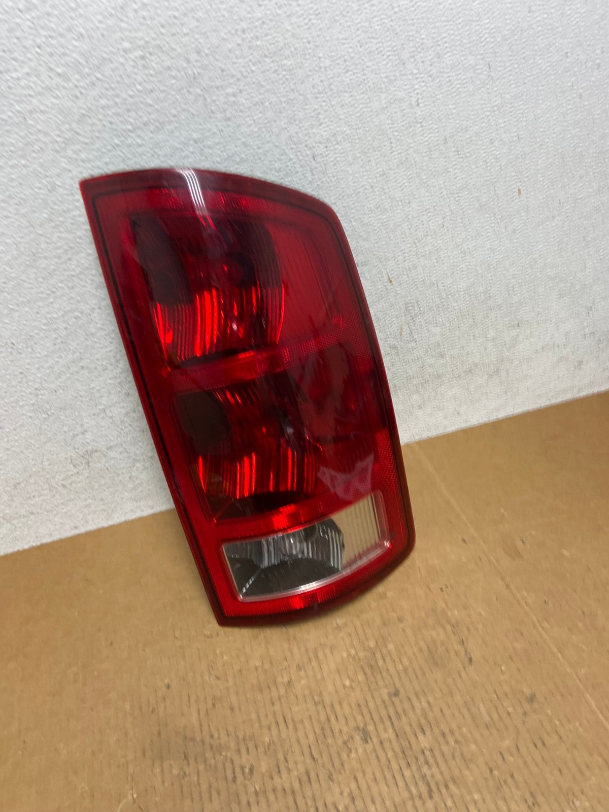 2002 to 2006 Dodge Ram 1500 Right passenger Rh side Tail Light DEPO AE0680 LK2