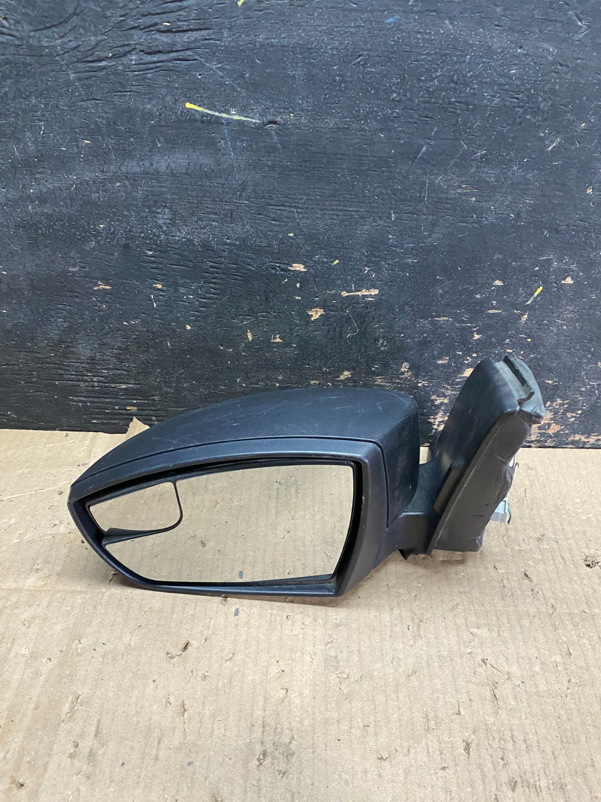 2012 2013 2014 Ford Focus Left Driver View Door W/o Signal Mirror Oem U0282 DG8