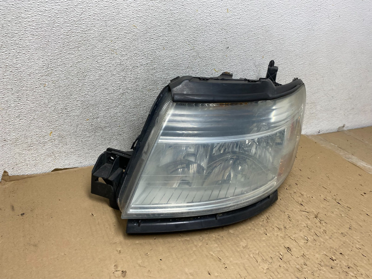 2008 to 2009 Ford Taurus Left Driver LH Side Halogen Headlight AH2858 DW1