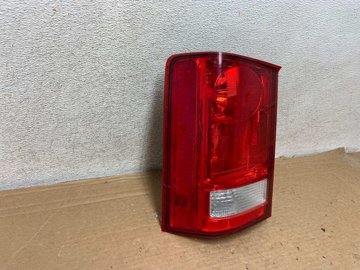 2009 to 2015 Honda Pilot Left Driver Lh Side Tail light AH8459 LK1