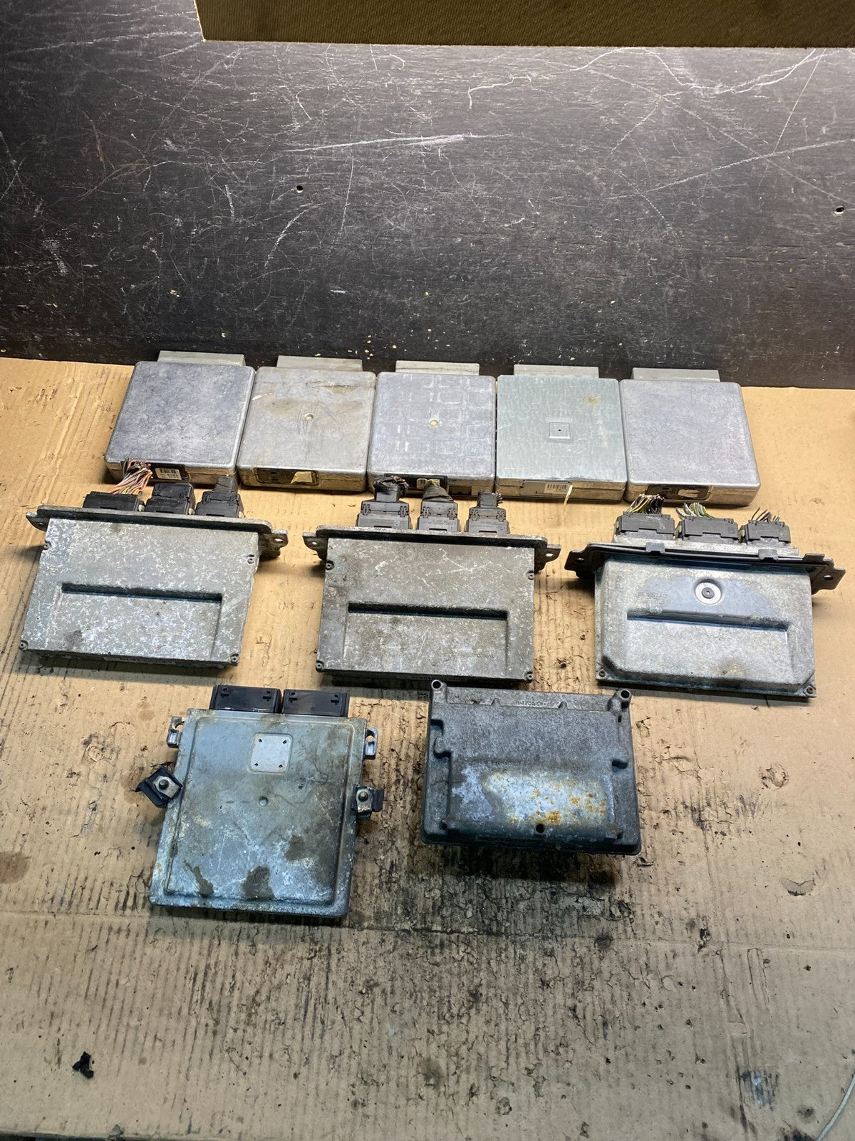 Mix of 10 Ford ECM Engine Computer Module AB30971