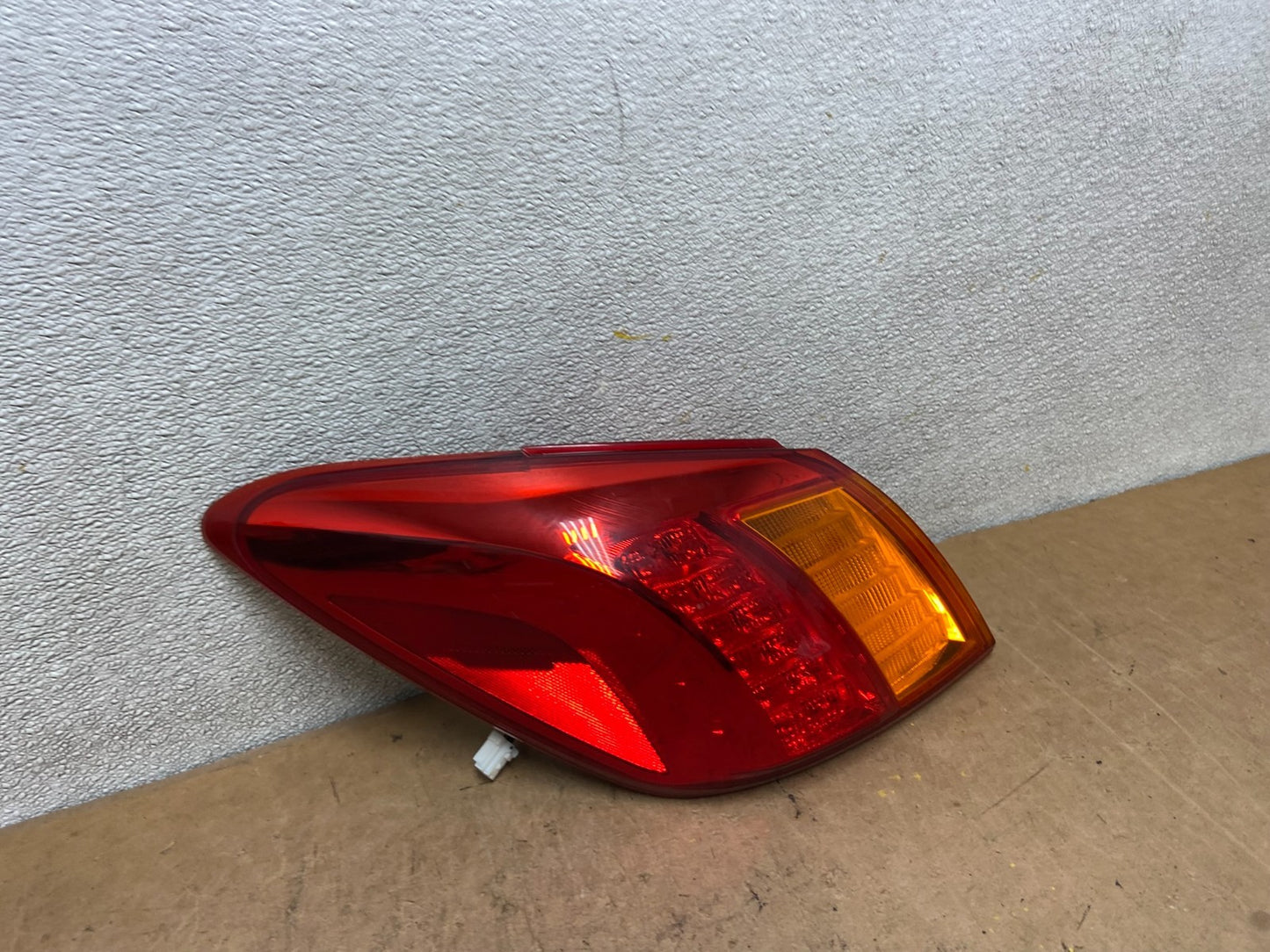 2009 2010 Nissan Murano Left Driver Lh Side Tail Light Oem X8688 PS2