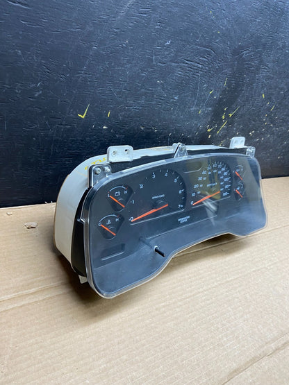 2003 Dodge Durango 4.7L Speedometer Instrument Cluster Gauge OEM W0225 DG2