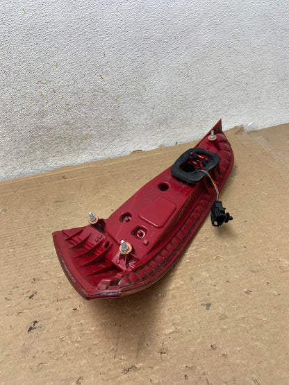 2009 to 2012 Audi Q5 Left Driver LH Side Tail light AH8931 LK7