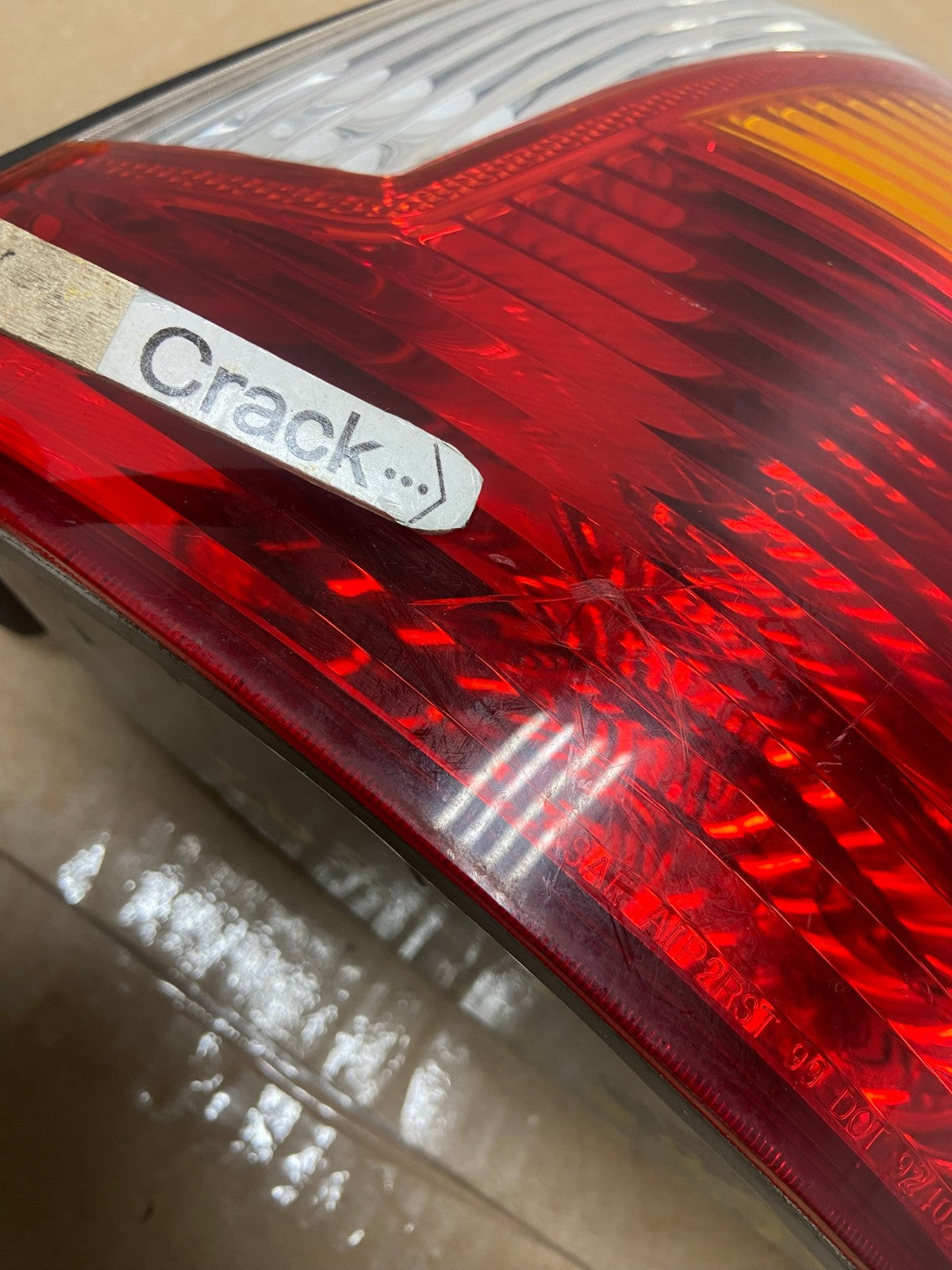 2001 2002 2003 2004 Hyundai Santa Fe Right Passenger Rh Tail Light AE4892 LK4