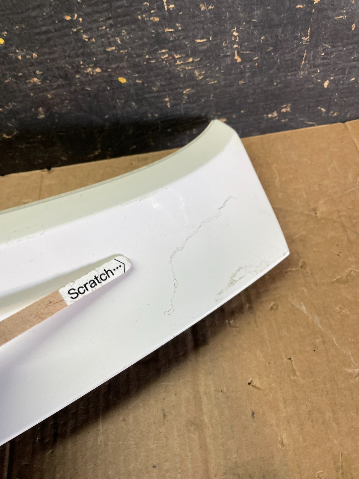 2011 to 2015 Hyundai Tucson Liftgate Tailgate Trunk Trim Molding z8106 DG8