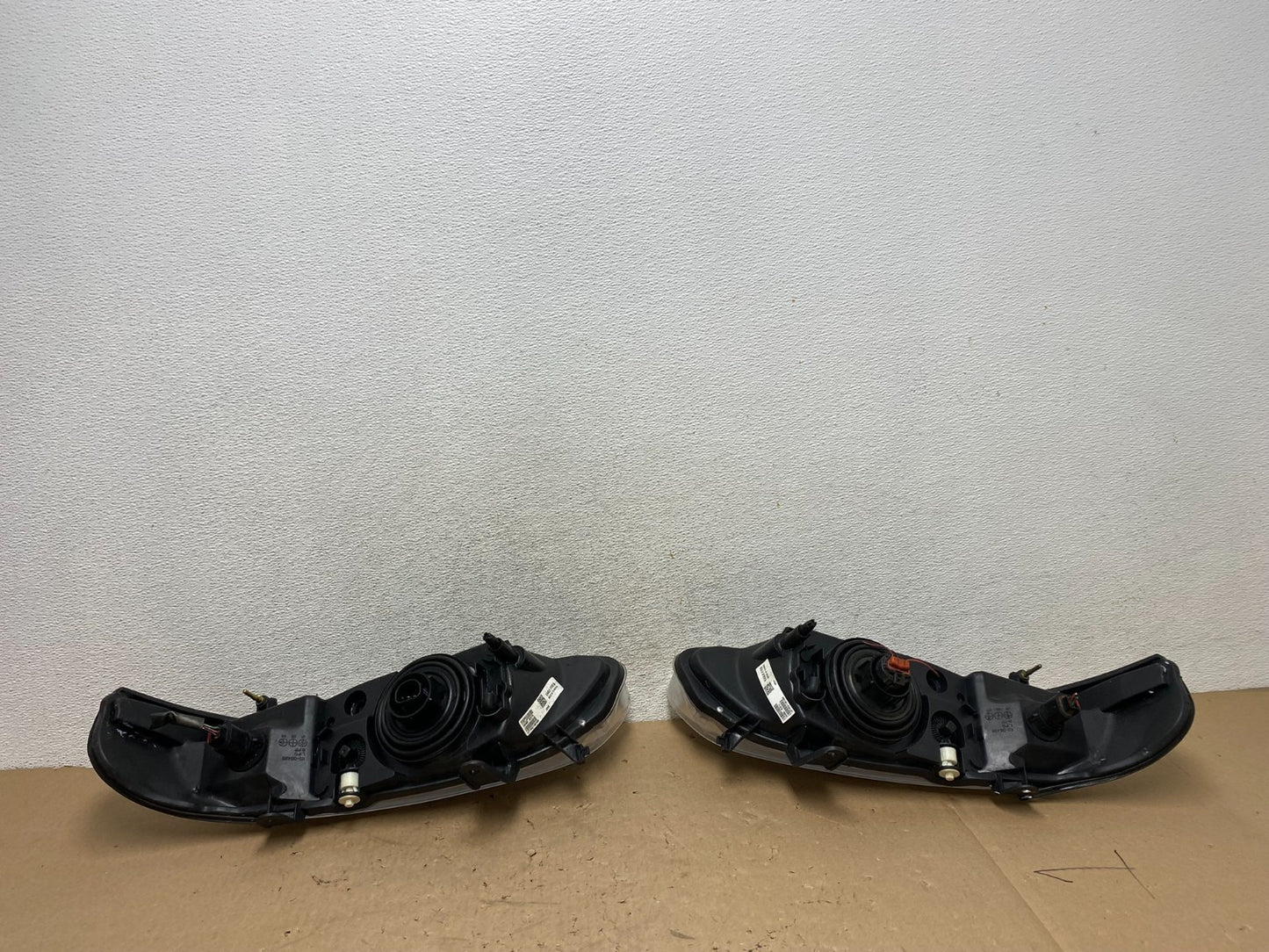 2000 to 2003 Nissan Sentra Front Left+Right Side Headlights AG4309 DW5