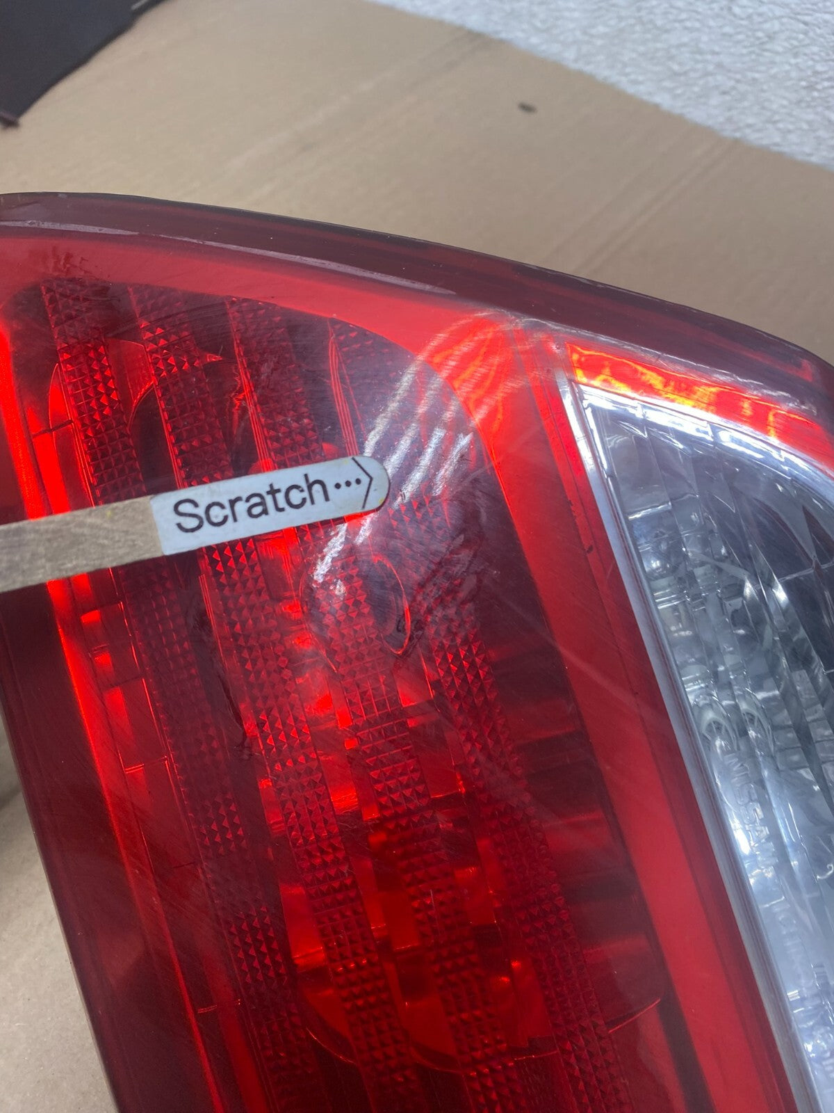 2000-2001 Infiniti i30 Right Passenger Side Tail Light Inner I5987 DW3
