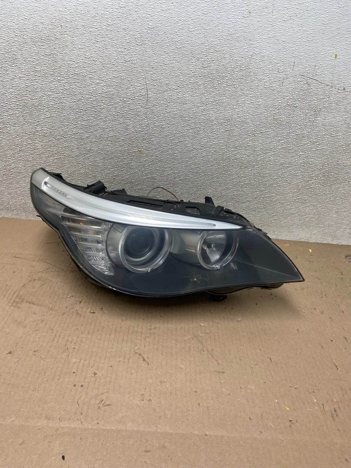 2008 to 2010 Bmw 5 Series 528i Halogen Right Headlight Oem AA0418 DW0