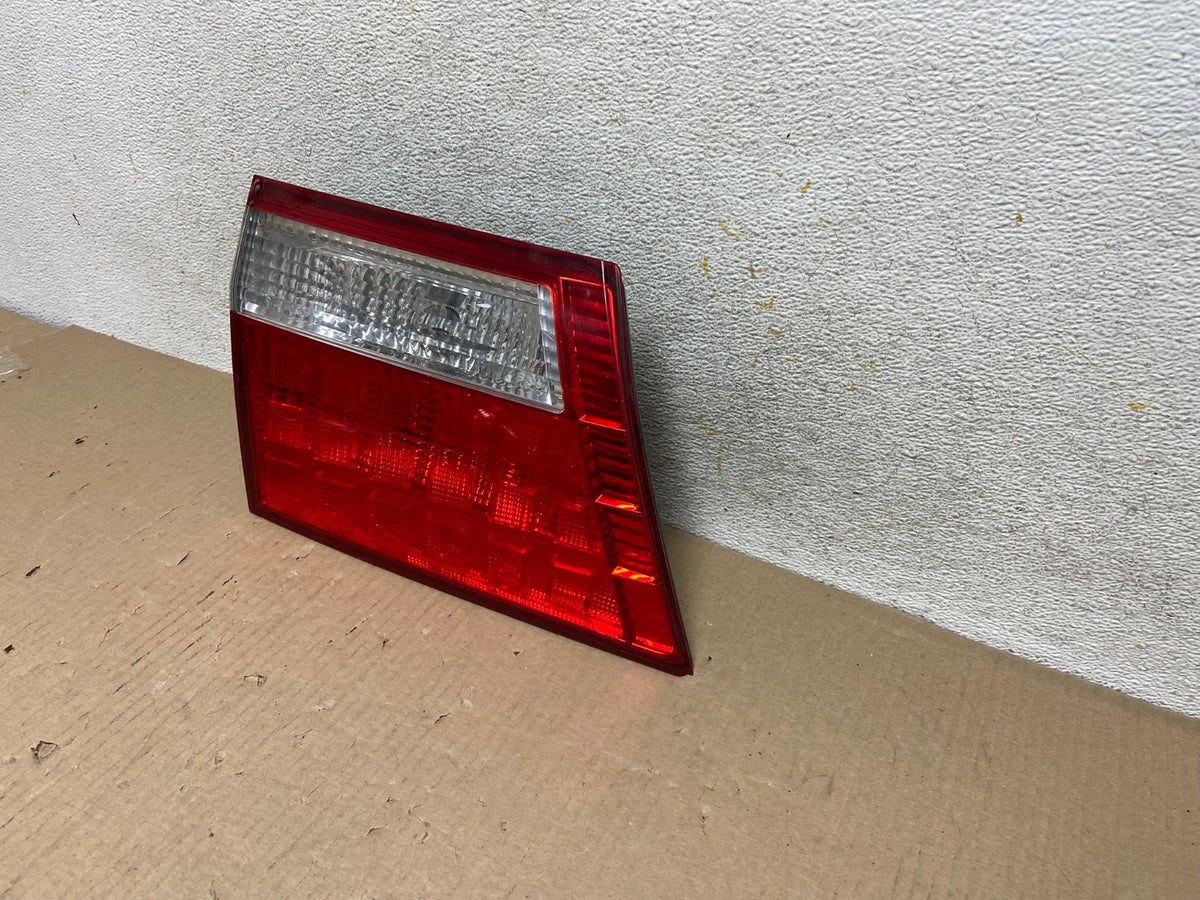 2005 2006 2007 Honda Odyssey Inner Left Driver Lh Tail Light AH5771 LK2