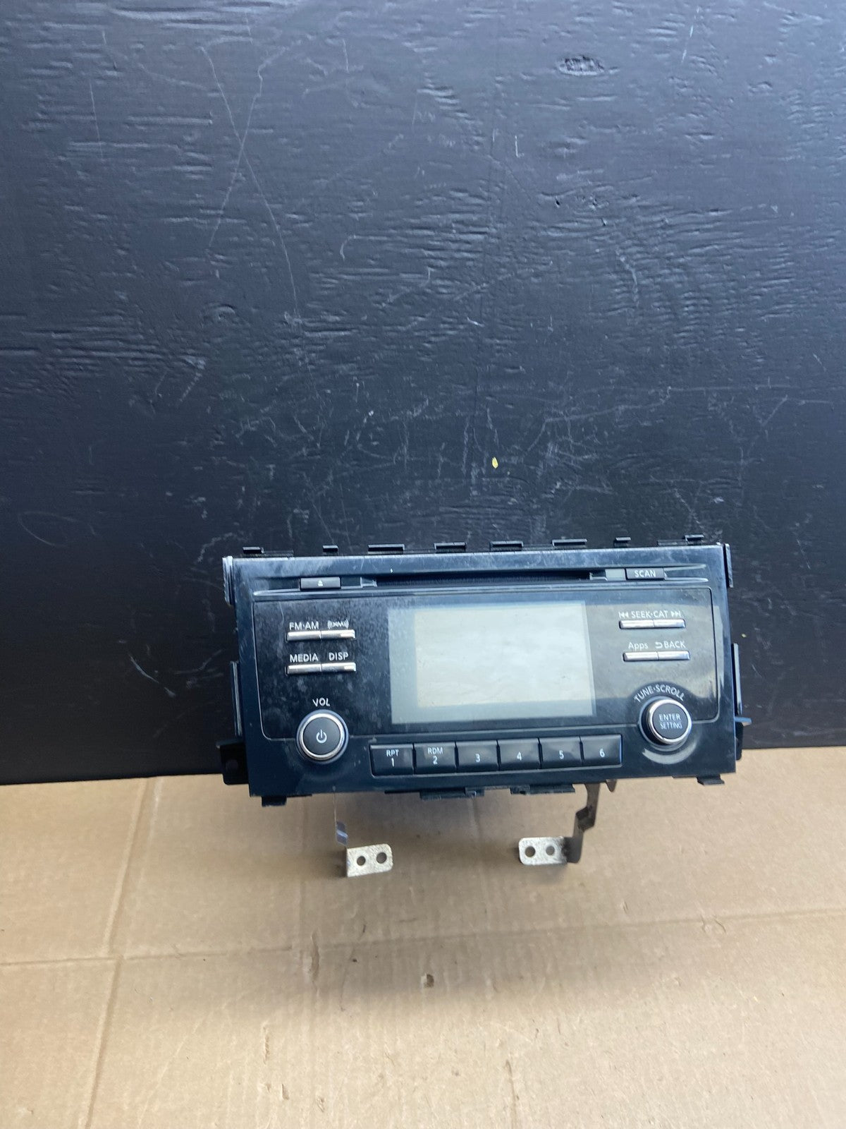 2013 to 2015 Nissan Altima Radio Cd Mp3 Player AUX Port 281853ta1b AB9395 DG0