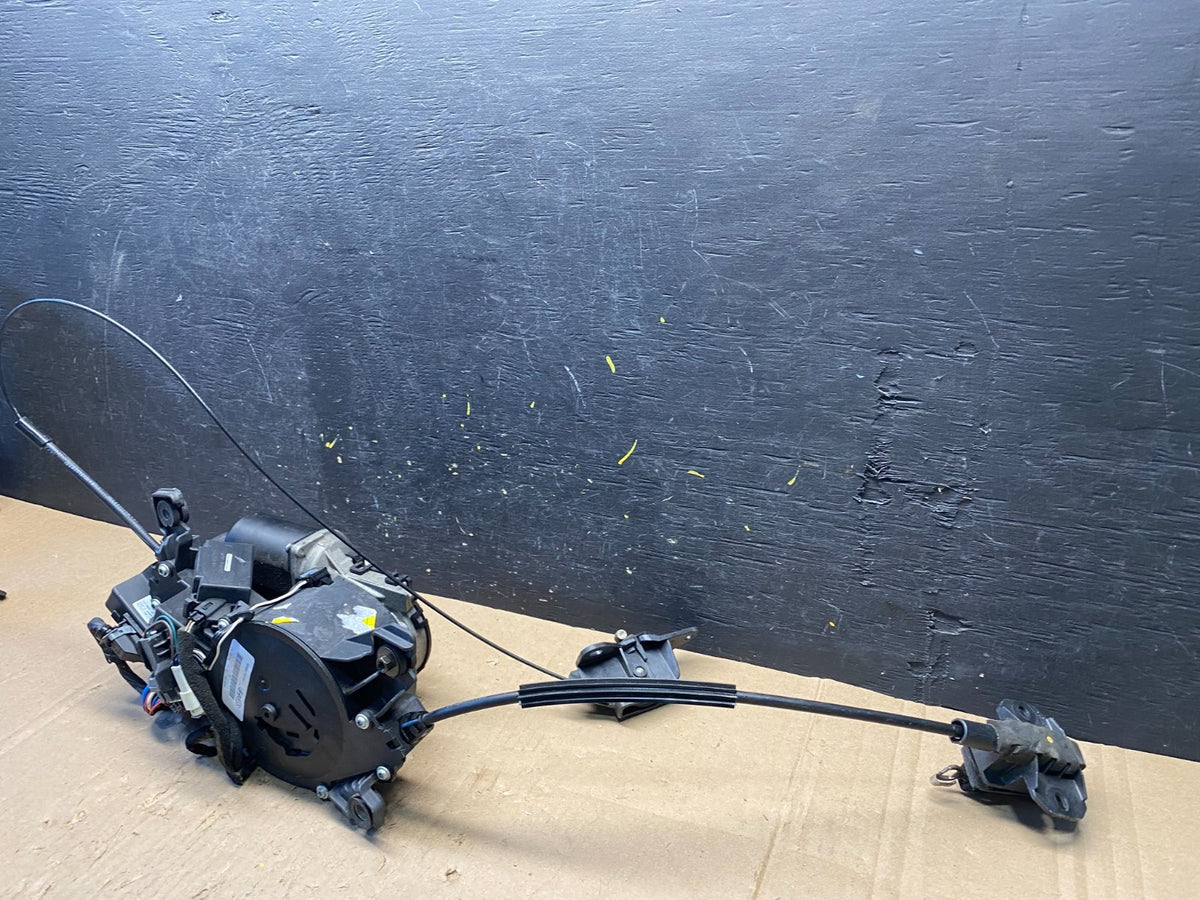 2007-2014 Kia Sedona Left Electric Power Sliding Door Motor Regulator R8850 DG2