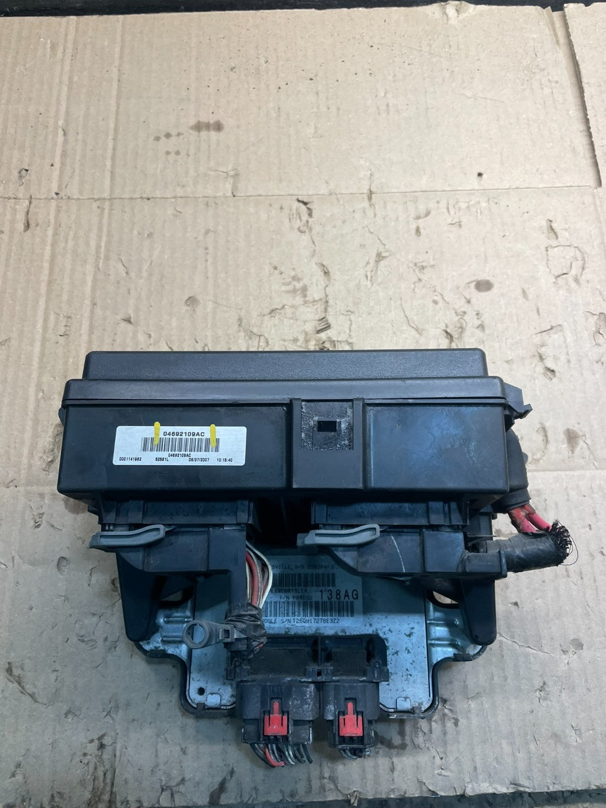 2007 Jeep Grand Cherokee Integrated Power Fuse Box 04692109ac x9967 DG2