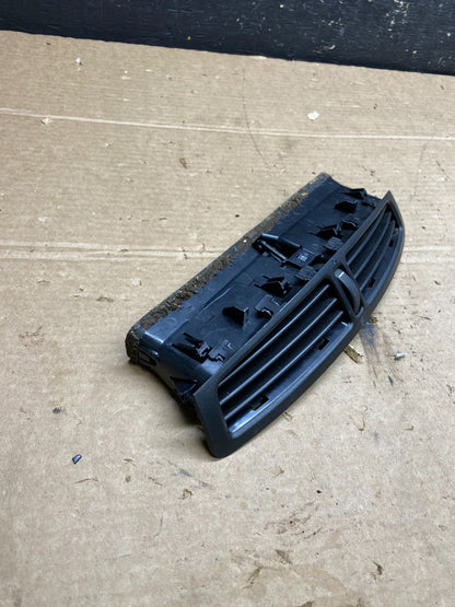 2013 to 2016 Ford Escape Center Dashboard Dash Air Vent Oem W9435 DG1