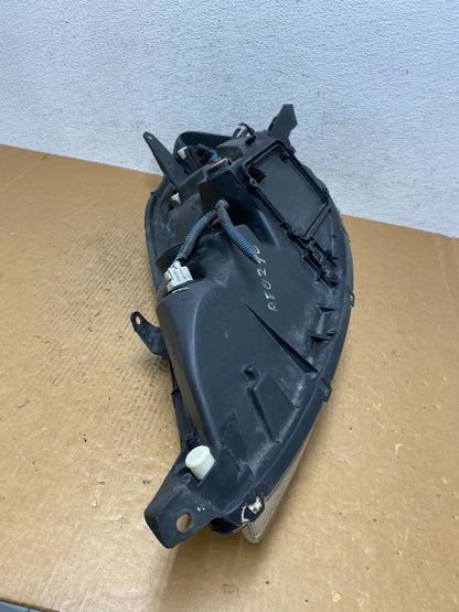 2006 to 2010 Toyota Sienna Right Passenger Rh Side Headlight Halogen AE0290 DW10