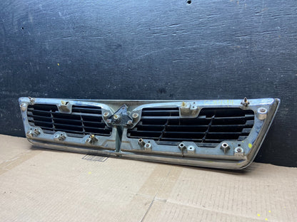 2002 2003 Mitsubishi Lancer Front Upper Radiator Grille Grill OEM C8494 DG17