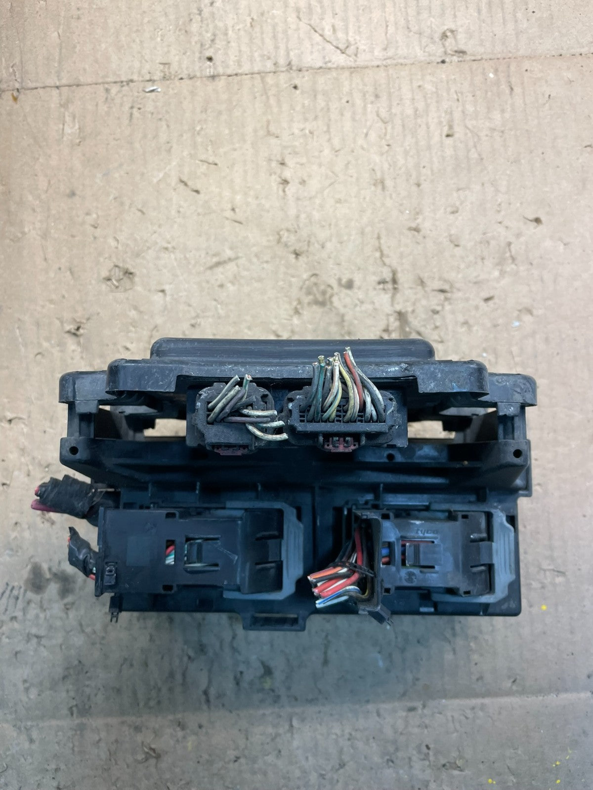 2005 Jeep Grand Cherokee Fuse Box Multi-Function Relay Module Bcm u2073 DG6
