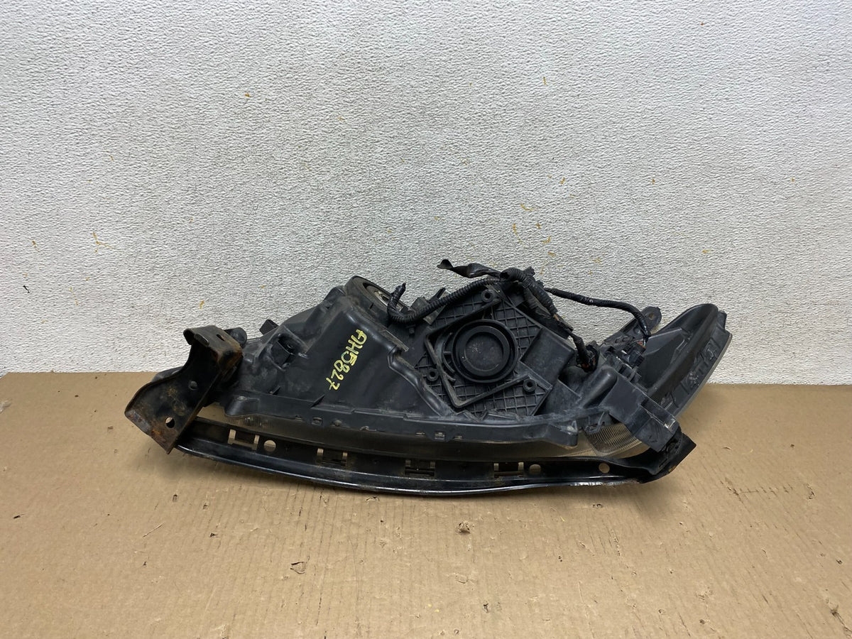 2011 to 2013 Honda Odyssey Front Right Passenger Headlight Halogen AH5827 DW8