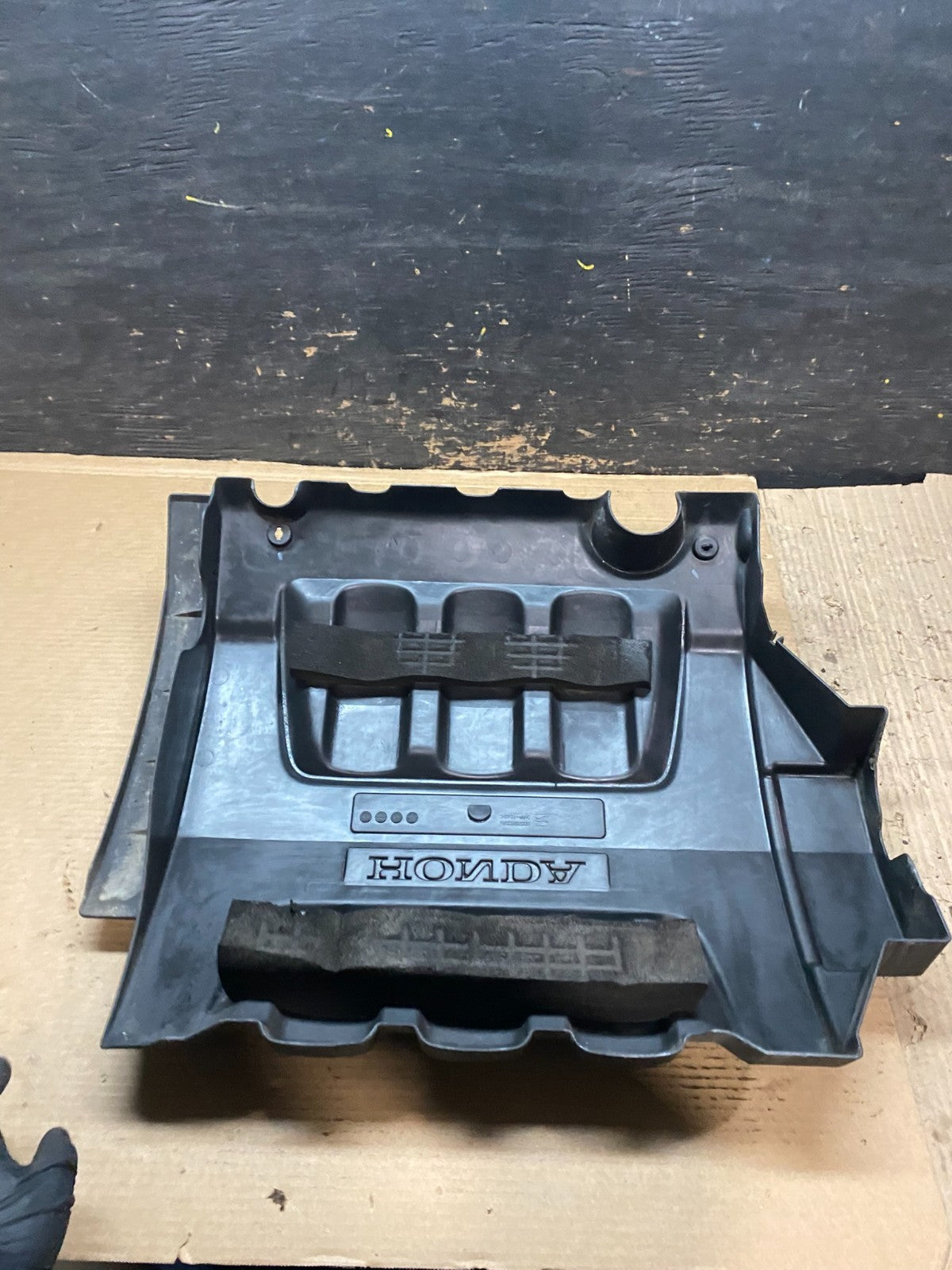 2005 to 2007 Honda Odyssey Black Engine Cover OEM 3.5L No # v9342 DG4