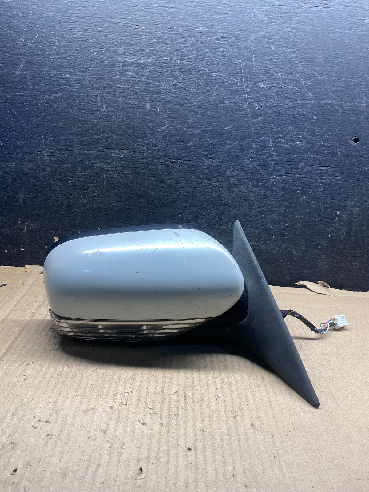 2005-2009 Subaru Legacy Outback Right Passneger Side Door Mirror AJ0552 DG0
