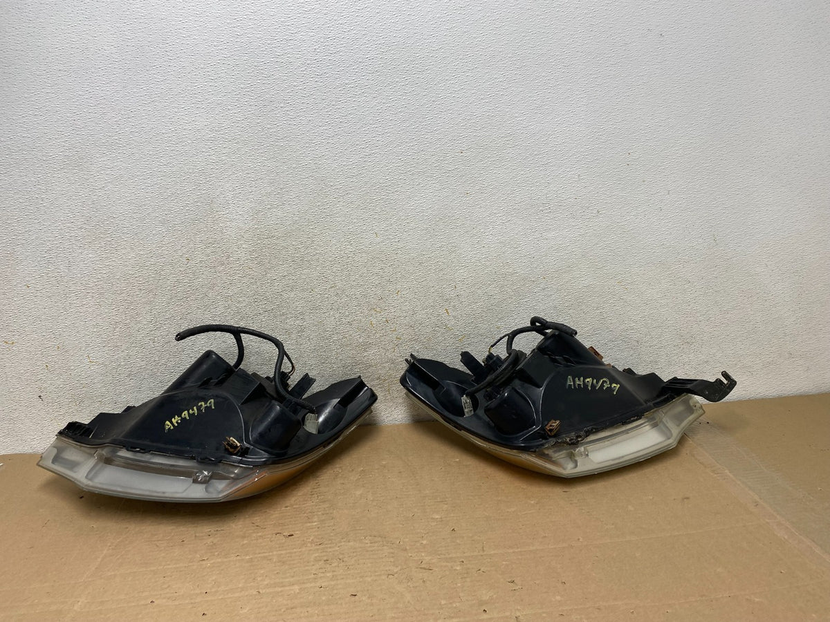 2008 2009 2010 2011 Ford Focus Left+Right Headlights Halogen AH9479 DW17