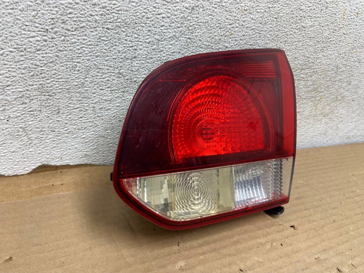 2010 to 2014 Volkswagen Golf GTI Right Inner Tail Light AH0607 LK1