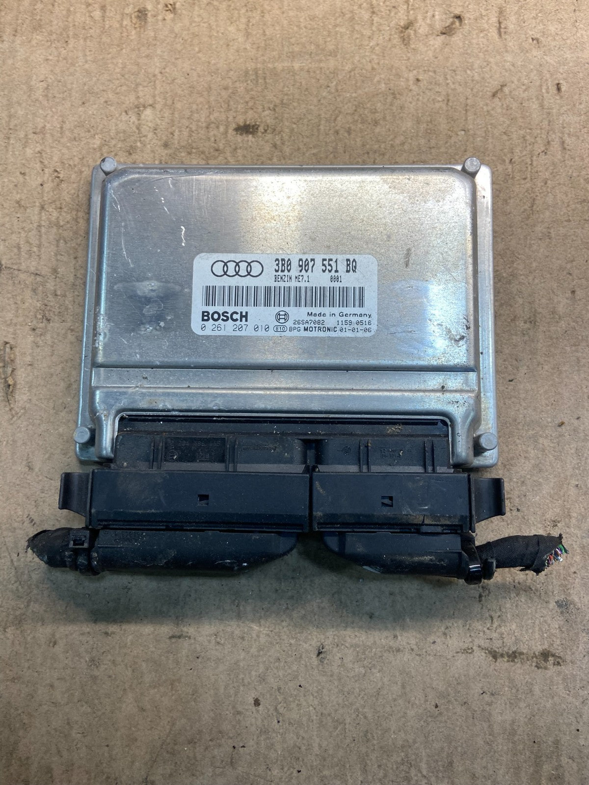 2001 to 2002 Audi A4 1.8L T Engine Computer Ecu Ecm 3B0907551BQ z8659 DG0