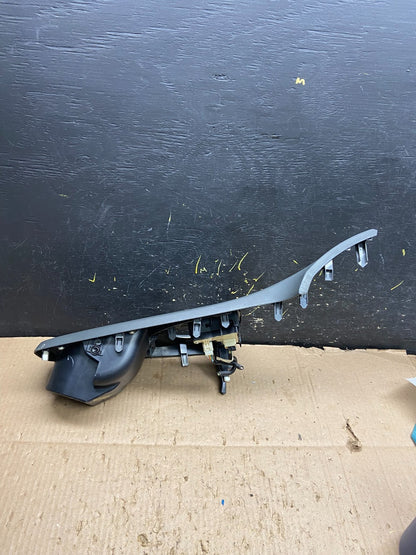 2010 to 2015 Toyota Prius 1.8L Gear Shifter Trim Panel Cover Bezel Y7908 G2